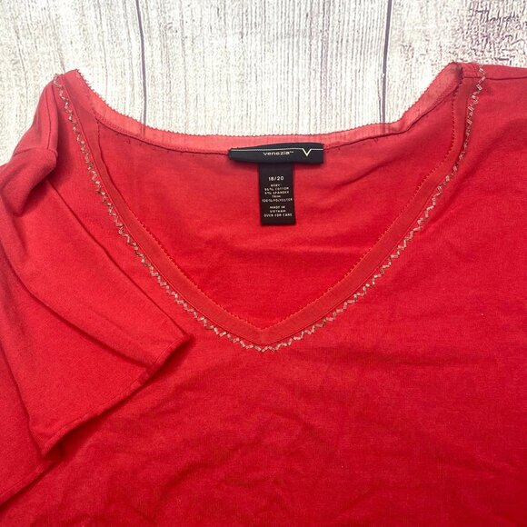 Lane Bryant Top Women Sz 18/20 Dark Pink Ribbon & Bead Accent Vneck Tshirt - Picture 1 of 6